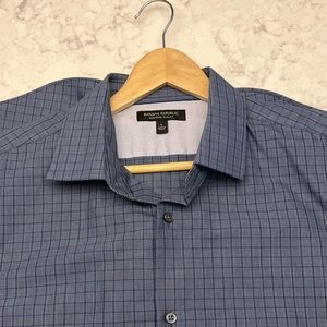 Banana Republic mens non iron slim fit long sleeve dress shirt | large navy